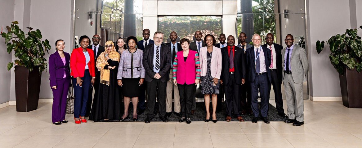 Delighted to meet with IMF staff working on Kenya and Somali and inspired by their commitment to forging a strong partnership with both countries. We had an excellent discussion on many topics including our ongoing efforts to support countries in the region.
